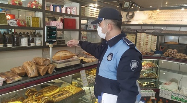  Kartal Belediyesi Zabıta Ekiplerinden 'Tam Kapanma' Denetimi