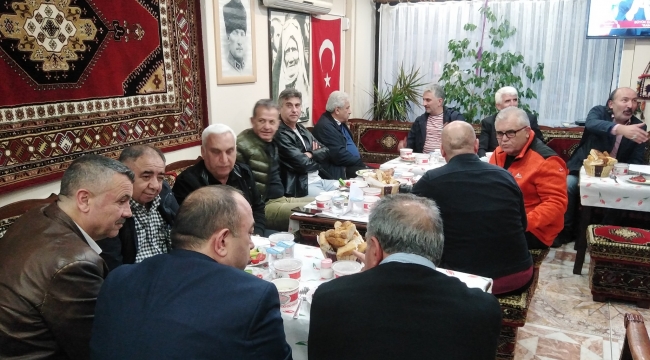 Kartal Erzurumlular Derneği'nin iftar programı... 