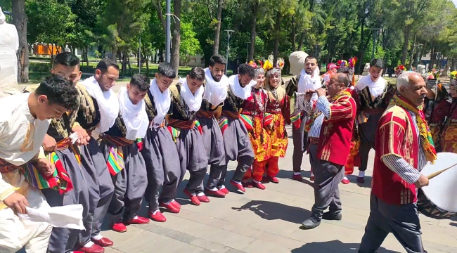 Kartallı Kadınların El Emeği Ürünleri Yörük Türkmen Festivali'nde Sergilendi