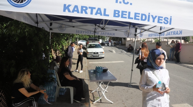 Kartal Belediyesi'nden YKS'ye Giren Öğrencilere Destek