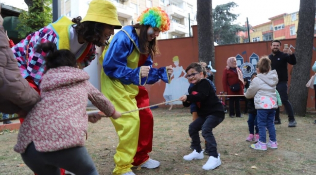 'Kartal Çocuk Şenliği' Miniklerin Yoğun İlgisi Eşliğinde Başladı