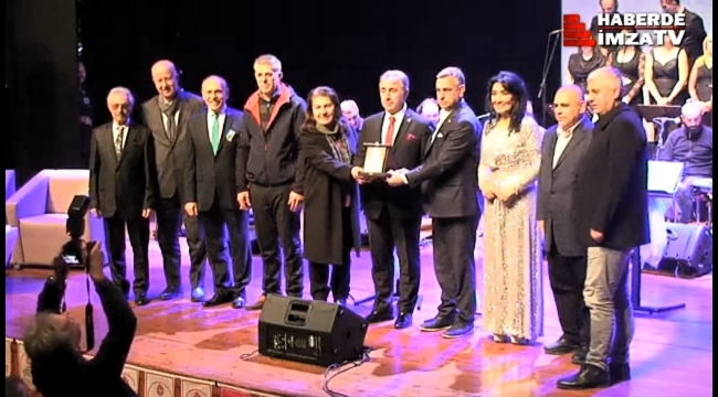  HAYATVER Derneğinin düzenlediği TRT Ustalarına Saygı"konseri 