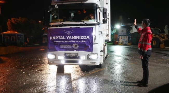 Kartal Belediyesi'nin Yardım Tırları Afet Bölgesine Ulaştı