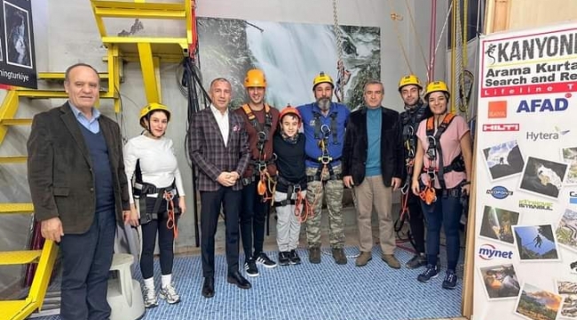 Kartal Belediye Başkan Aday Adayı Muammer Çelebi saha çalışmalarına hız kesmeden devam ediyor