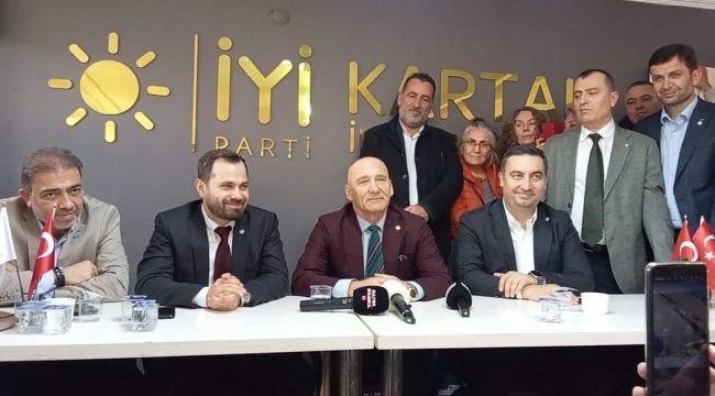 İYİ Parti Kartal Belediye Başkan Adayı Altınok Öz, adaylığını açıkladı.