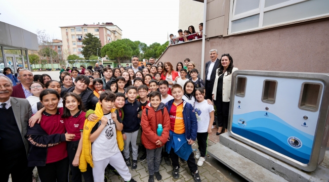 Kartal Belediyesi'nden İlçedeki Okullara İçme Suyu İstasyonları