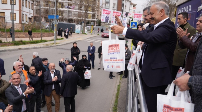 Mimar Hüseyin Karakaya, Saraylar Caddesi'nde esnaf ziyareti yaparak hemşehrileri ile selamlaştı