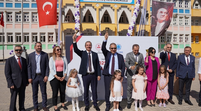 Tuzla'da ilk ders zili çaldı