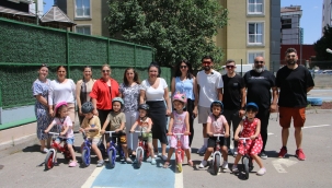 Kreşli Öğrenciler İlk Bisiklet Dersini Kartal Belediyesi Eğitim Parkuru'nda Aldı
