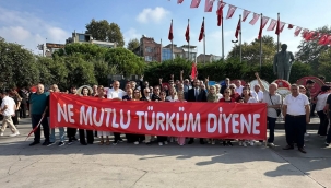 IYI PARTİ KARTAL İLÇE BAŞKANI ÖNDER KARAKELLE 30 AĞUSTOS ZAFER BAYRAMI Coşkusuna ORTAK OLDULAR.